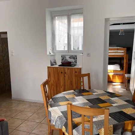 Maison Centre-ville Aux Sables-d'olonne, Proche Gare Et Plage, Ideale Pour 4 Personnes - Fr-1-197-543