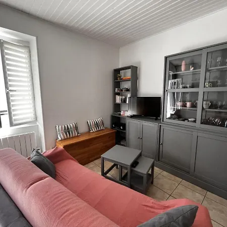Maison Centre-ville Aux Sables-d'olonne, Proche Gare Et Plage, Ideale Pour 4 Personnes - Fr-1-197-543 Holiday home Les Sables-d'Olonne