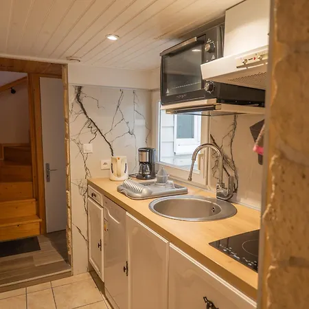 Maison Centre-ville Aux Sables-d’olonne, Proche Gare Et Plage, Idéale Pour 4 Personnes - Fr-1-197-543