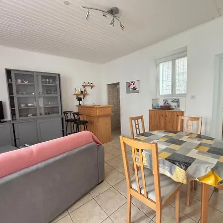 Maison Centre-ville Aux Sables-d'olonne, Proche Gare Et Plage, Ideale Pour 4 Personnes - Fr-1-197-543 Nyaraló *
