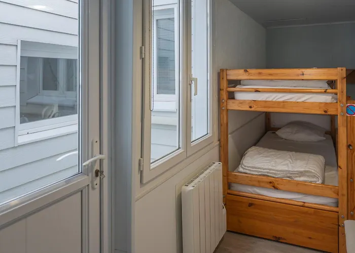 Maison Centre-ville Aux Sables-d'olonne, Proche Gare Et Plage, Ideale Pour 4 Personnes - Fr-1-197-543 *